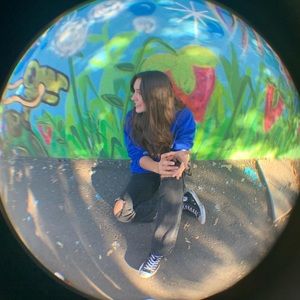 Meet your Posher, Isabel